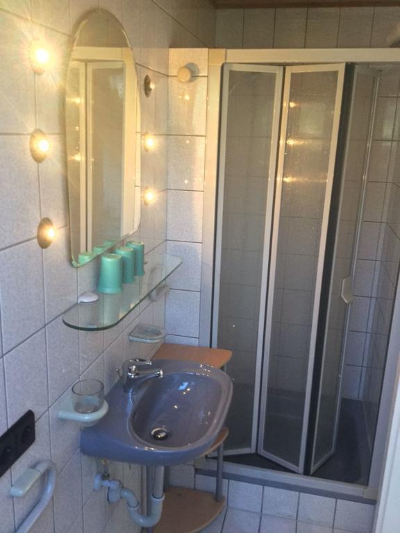 Gaestehaus Kaiser Ostfildern Luaran gambar